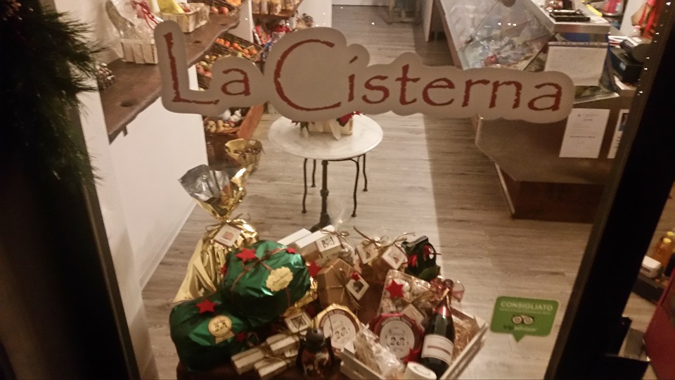 la cisterna natale 2 - Cesti di Natale